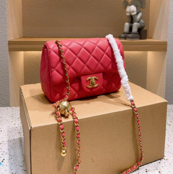 CHNL Lambskin Quilted Pearl Crush Red Flap Leather Bag with Gold Signature CC Buckle