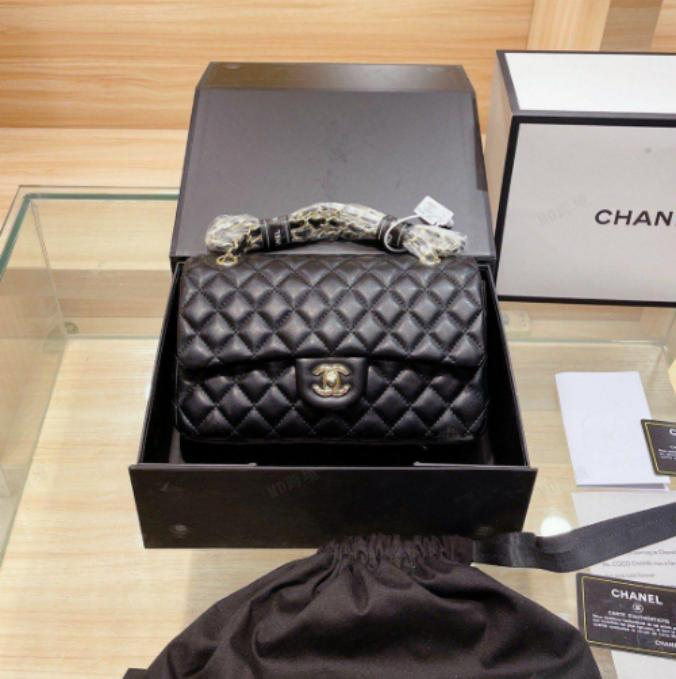 CHNL Classic Double Flap Black Handbag with Gold Signature CC Closure Buckle