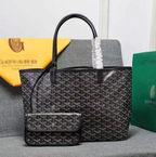 PM Black Leather Tote Bag with Detachable Pochette