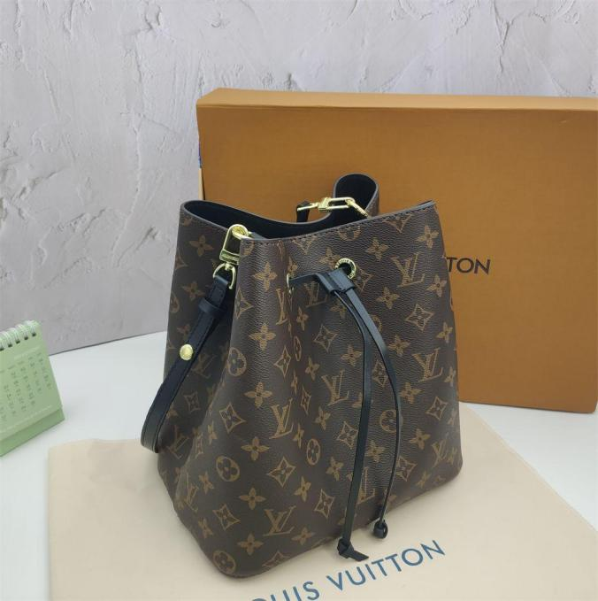 LV NéoNoé MM Monogram Canvas with Black Leather Trim Bucket Bag