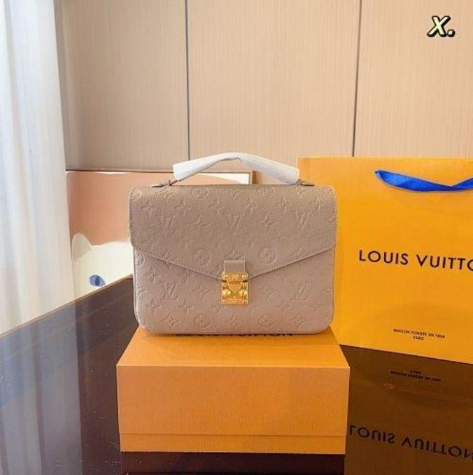 LV Pochette Métis Monogram Spanish Brown Leather Shoulder Bag