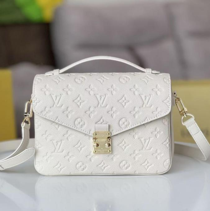 LV Pochette Métis Monogram Spanish White Leather Shoulder Bag